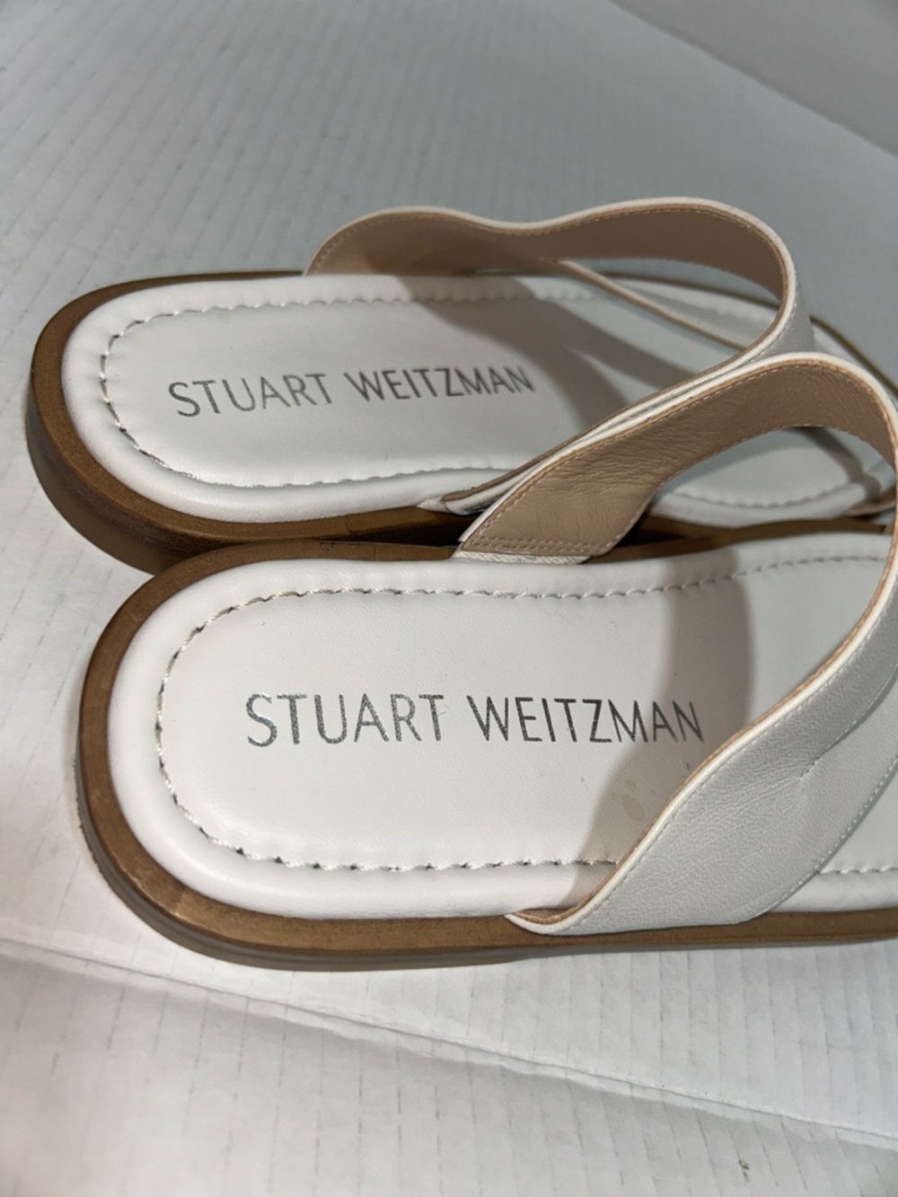 Stuart Weitzman Lyla Women’s White Napa Leather Flat Sandals - Size 9 - Picture 9 of 10